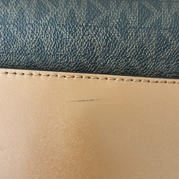 • Michael Kors Brown Purse - Picture 4 of 5